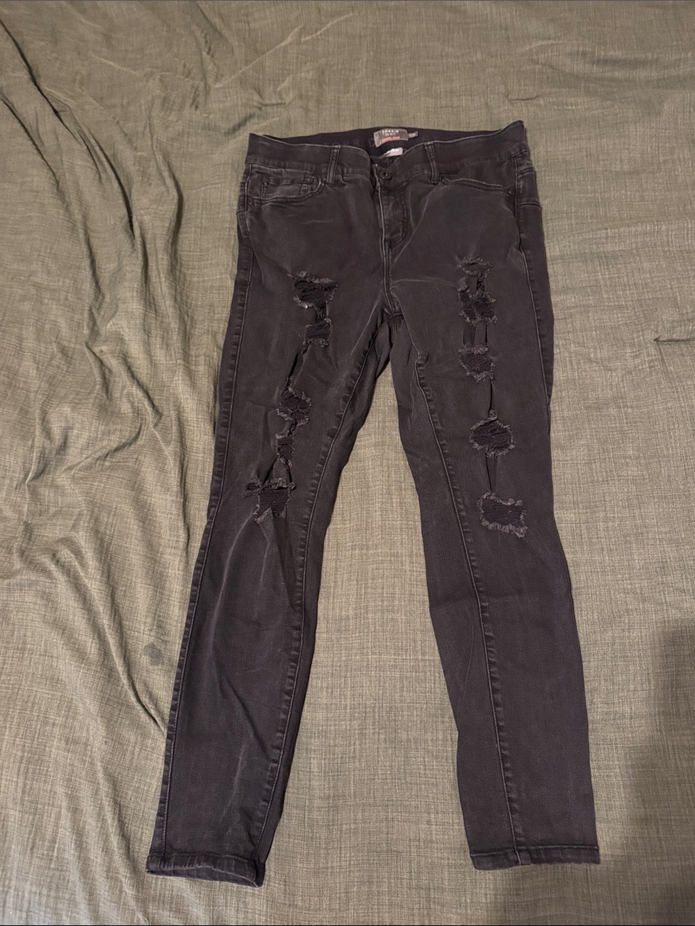 Black Distressed Skinny Jeans - Women's Ripped Slim Fit